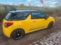 Gebraucht Citroën DS3 109 PS (80 kW) 2012 Gelb Kleinwagen