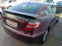 Gebraucht Mercedes C180 143 PS (105 kW) 2008 Rot Coupé
