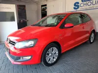 Gebraucht VW Polo Life 90 PS (66 kW) 2013 Rot Kleinwagen