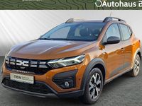 Gebraucht Dacia Sandero Expression 101 PS (74 kW) 2023 Orange Limousine