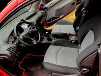 Gebraucht Peugeot 206 CC 80 PS (58 kW) 2005 Rot Cabrio