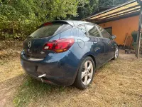 Gebraucht Opel Astra Sport 110 PS (80 kW) 2012 Blau Limousine