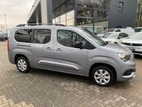 Gebraucht Opel Combo Life Ultimate 131 PS (96 kW) 2023 Silber Kombi