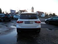 Gebraucht Mercedes GLB200 163 PS (119 kW) 2021 Weiß SUV