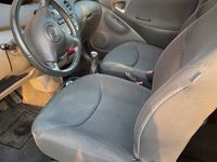 gebraucht Toyota Yaris 1.0 -