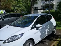 Gebraucht Ford Fiesta 60 PS (44 kW) 2011 Weiß Kleinwagen