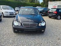 Gebraucht Mercedes C200 Classic 122 PS (89 kW) 2004 Schwarz Limousine