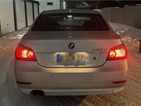Gebraucht BMW 530 218 PS (160 kW) 2003 Silber Limousine
