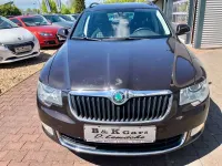 Gebraucht Skoda Superb Family 140 PS (102 kW) 2013 Braun Kombi