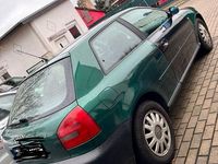 Gebraucht Audi A3 Ambiente 90 PS (66 kW) 1999 Grün Kleinwagen