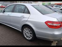 Gebraucht Mercedes E350 Elegance 306 PS (225 kW) 2012 Silber Limousine