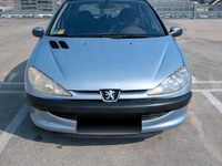 Gebraucht Peugeot 206 75 PS (55 kW) 2001 Grau Kleinwagen
