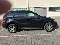 Gebraucht Mercedes ML350 231 PS (169 kW) 2011 Schwarz SUV