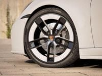 Neu Porsche 911 Carrera 394 PS (289 kW) 2026 Weiss