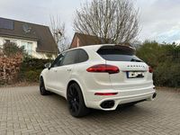 Gebraucht Porsche Cayenne S 420 PS (308 kW) 2015 Weiß SUV