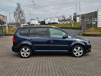 Gebraucht VW Touran Highline 140 PS (102 kW) 2014 Blau Van / Kleinbus