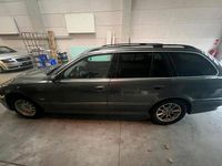 Gebraucht BMW 525 192 PS (141 kW) 2004 Grau Kombi