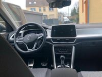 Gebraucht VW T-Roc Move 150 PS (110 kW) 2023 Grau SUV