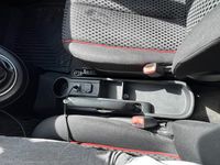 Second-hand Mazda 2 Inclusive 103 CP (75 kW) 2012 Alb Hatchback