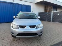 Gebraucht Mitsubishi Outlander Invite 170 PS (125 kW) 2007 Coolsilber (m) SUV