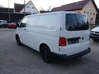 Gebraucht VW Transporter 150 PS (110 kW) 2021 Weiß Van