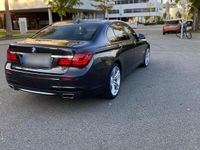 Usata BMW 740 313 CV (230 kW) 2014 Nero Berlina