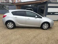 Gebraucht Opel Astra 116 PS (85 kW) 2010 Silber Limousine
