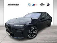 Gebraucht BMW 740 M Sport 303 PS (222 kW) 2025 M carbonschwarz Limousine