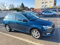 Gebraucht Skoda Fabia Ambition 95 PS (69 kW) 2020 Blau Kombi