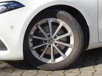 Gebraucht Mercedes A220 Progressive 190 PS (139 kW) 2019 Weiß Limousine