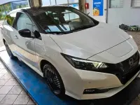 Gebraucht Nissan Leaf N-Connecta 160 kW (218 PS) 2024 Pearl white/black m Kleinwagen