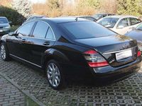 Gebraucht Mercedes S500 387 PS (284 kW) 2007 Schwarz Limousine