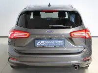 Gebraucht Ford Focus Titanium 120 PS (88 kW) 2019 Grau Limousine