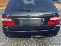 Gebraucht Mercedes E320 204 PS (150 kW) 2004 Schwarz Kombi