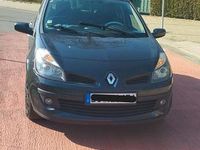 Gebraucht Renault Clio II Authentique 75 PS (55 kW) 2008 Grau Limousine