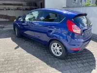 Gebraucht Ford Fiesta Titanium 101 PS (74 kW) 2016 Blau Kleinwagen