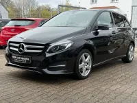 Gebraucht Mercedes B200 Urban 136 PS (100 kW) 2015 Kosmosschwarz  metalliclack Kleinwagen