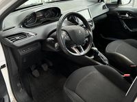 Gebraucht Peugeot 207 83 PS (61 kW) 2018 Weiß Kleinwagen