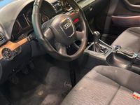Gebraucht Audi A4 131 PS (96 kW) 2006 Blau Limousine