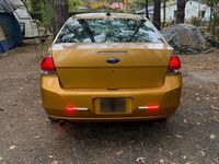 Gebraucht Ford Focus 146 PS (107 kW) 2009 Gelb Limousine