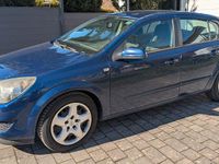 Gebraucht Opel Astra Edition 125 PS (91 kW) 2008 Blau Limousine