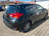 Gebraucht Toyota Auris 132 PS (97 kW) 2015 Schwarz Kleinwagen