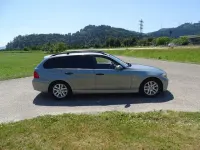 Gebraucht BMW 320 150 PS (110 kW) 2006 Blau Kombi