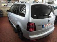 Gebraucht VW Touran Highline 140 PS (102 kW) 2010 Silber Van / Kleinbus