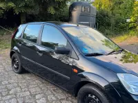 Gebraucht Ford Fiesta 100 PS (73 kW) 2005 Schwarz Kleinwagen