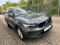 Gebraucht Volvo XC40 Core 163 PS (119 kW) 2025 Grün SUV