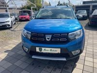 Gebraucht Dacia Logan MCV Celebration 90 PS (66 kW) 2017 Blau Limousine
