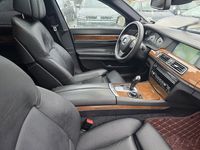 Gebraucht BMW 740 Shadowline 306 PS (225 kW) 2011 Schwarz Limousine