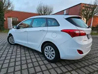Gebraucht Hyundai i30 110 PS (80 kW) 2017 Weiß Kombi