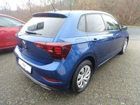 Gebraucht VW Polo Life 95 PS (69 kW) 2024 Blau Limousine